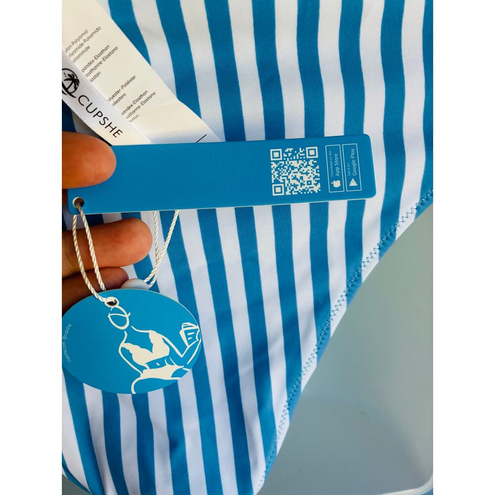 Cupshe XS Swimsuit Blue and White Floral and Striped 2 Piece - Picture 9 of 9